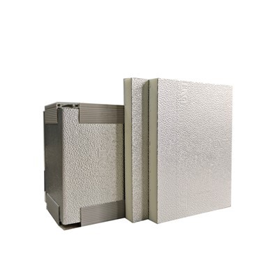 Eelisoleeritud paneel